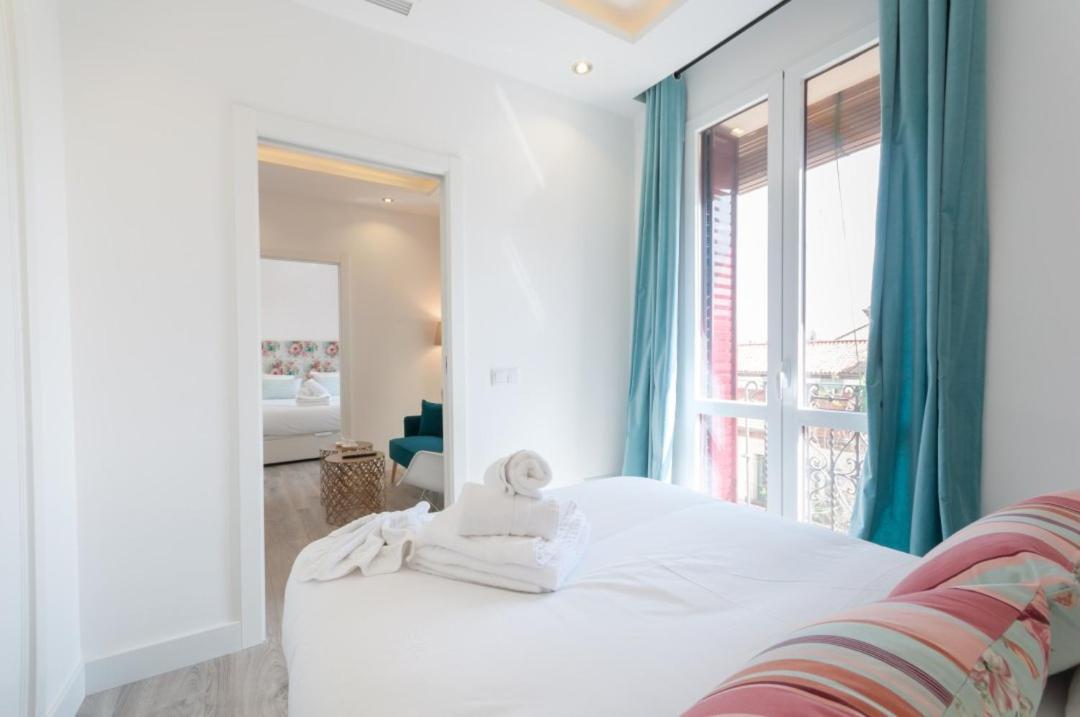 Appartement 2 Bedrooms 1 Bathroom Furnished - Lavapies - Modern Stylish Madrid